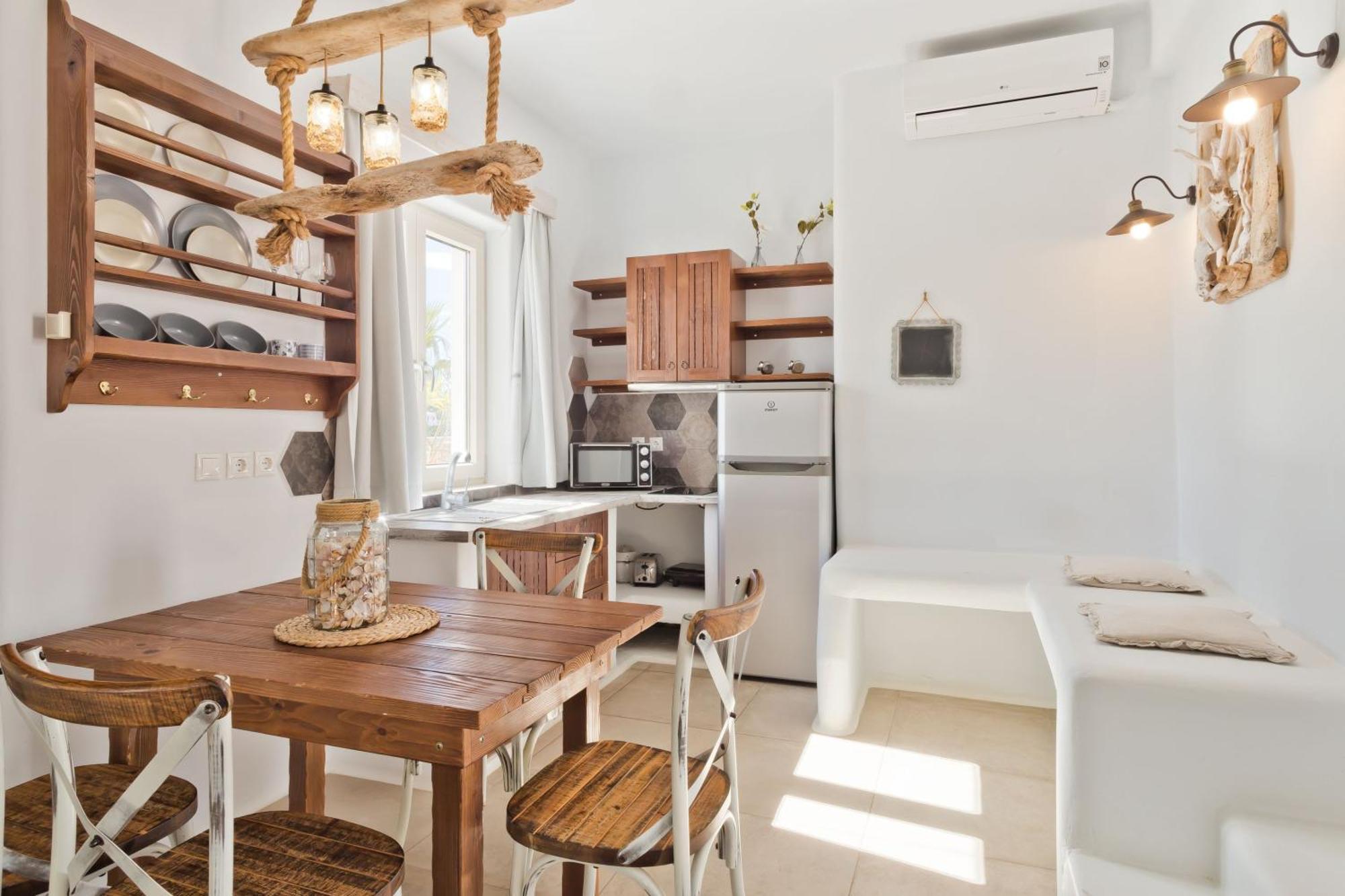 Althea Boutique - Adults Only 4* Amoopi